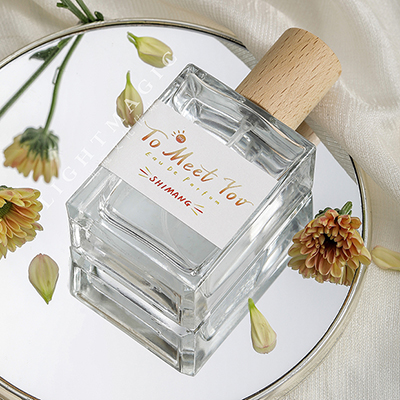 小香氛的大生意:御梵們?nèi)绾螕纹鸢賰|香氛市場?